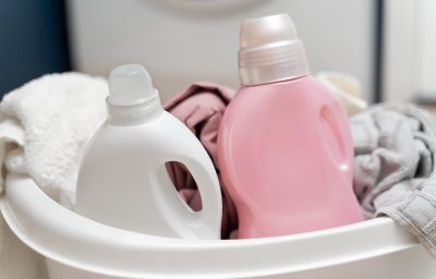 O que é base amaciante a frio e como ela pode ser a solução para as lavagens de roupa